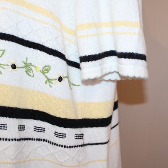 Vintage Alfred Dunner Gingham and Daisy Short Sleeve Scalloped Sweater sz S - Picture 5 of 6